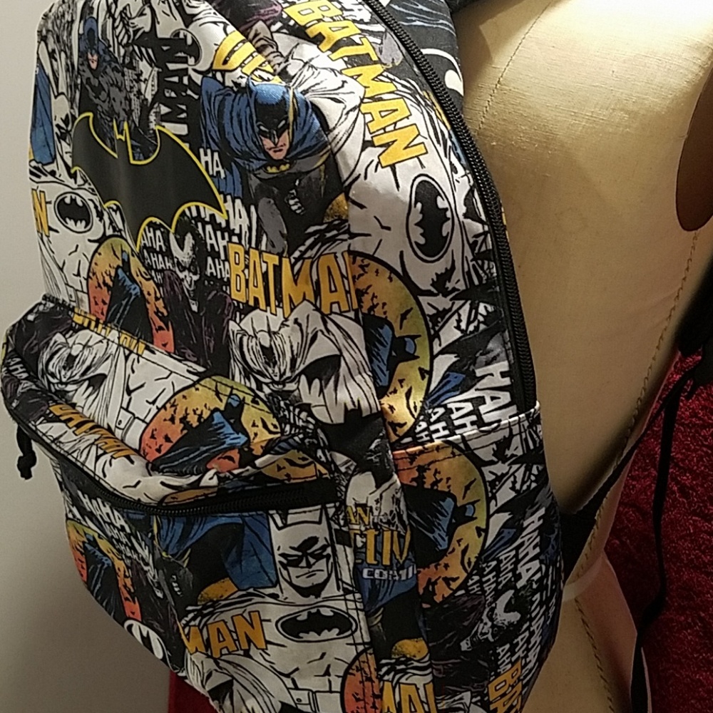 Batman Backpack - Picture 4 of 8